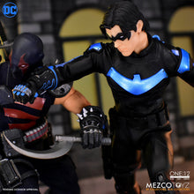 Mezco One:12 Collective Nightwing