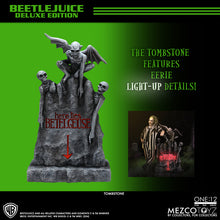 Mezco - ONE:12 COLLECTIVE Beetlejuice - Pre order