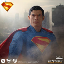 Mezco One:12 Collective Superman 2025 - Pre Order