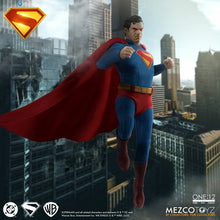 Mezco One:12 Collective Superman 2025 - Pre Order