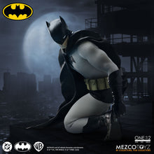 Mezco One:12 Collective Batman Year One - Preorder