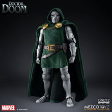 Mezco One:12 Collective Dr. Doom - Re-issue - PRE-ORDER