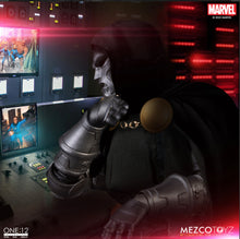 Mezco ONE:12 COLLECTIVE Doctor Doom